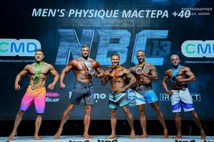 MEN'S PHYSIQUE МАСТЕРА +40
